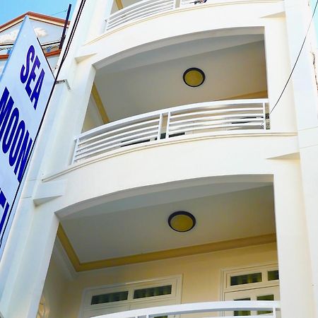 Sea Moon Hotel Нячанг Екстер'єр фото
